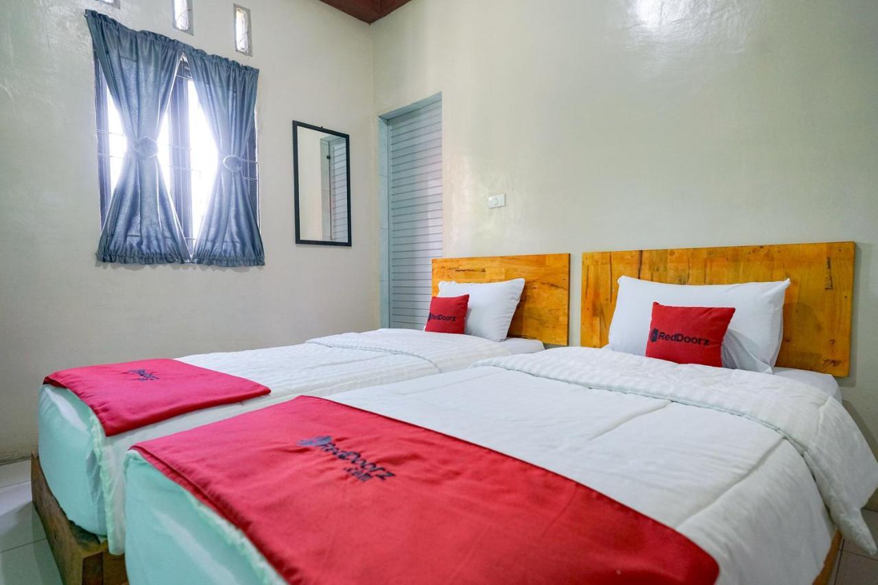 Reddoorz Syariah Near Bukit Teletubbies Padangsidempuan Hotel Kültér fotó